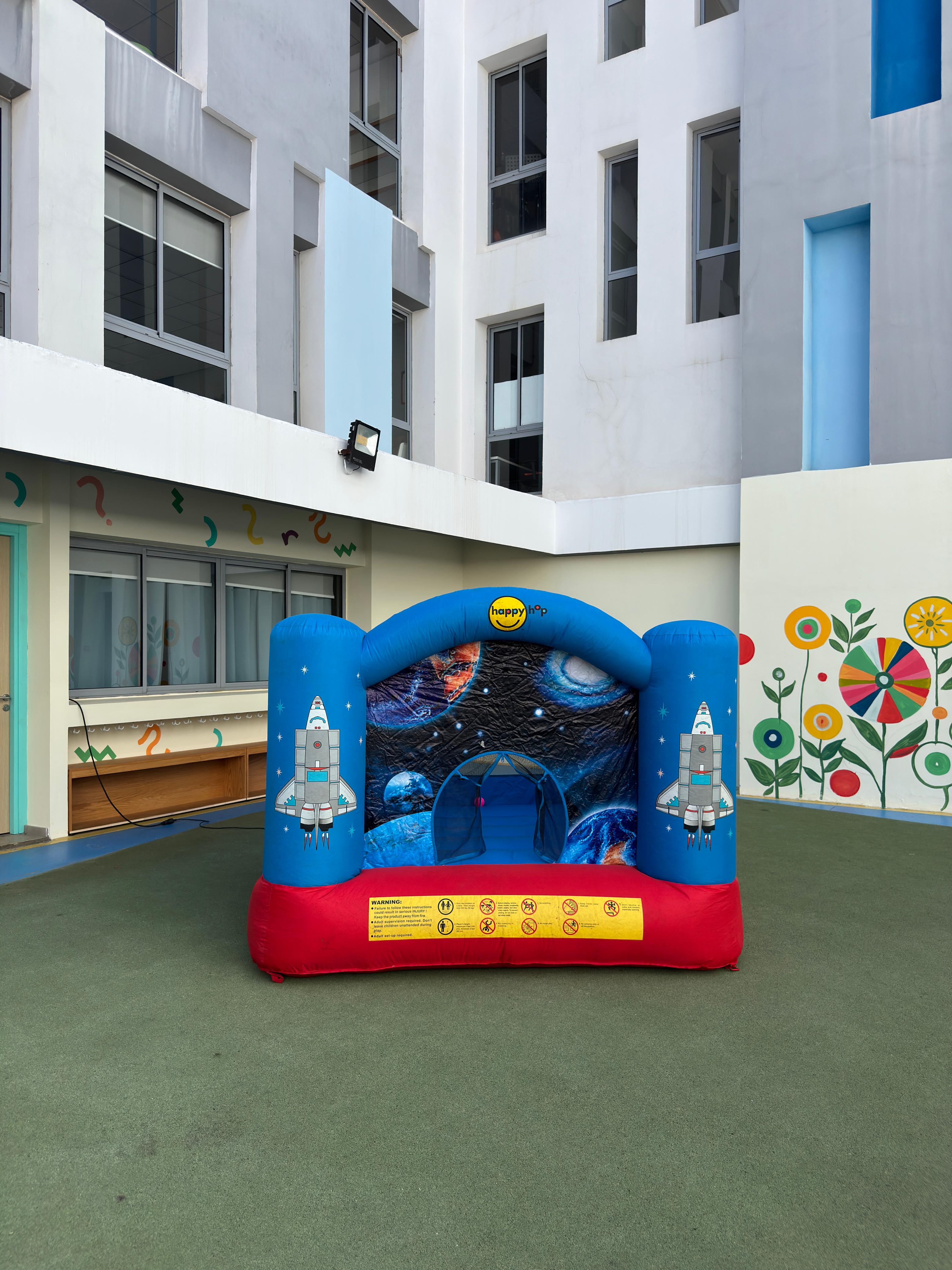 location château gonflable Maroc, location jeux gonflables Casablanca, location château gonflable Rabat, location château gonflable Marrakech, château gonflable anniversaire Maroc, location structures gonflables Maroc, Best Agency château gonflable, animation enfants Maroc, jeux gonflables fête école, château gonflable événement